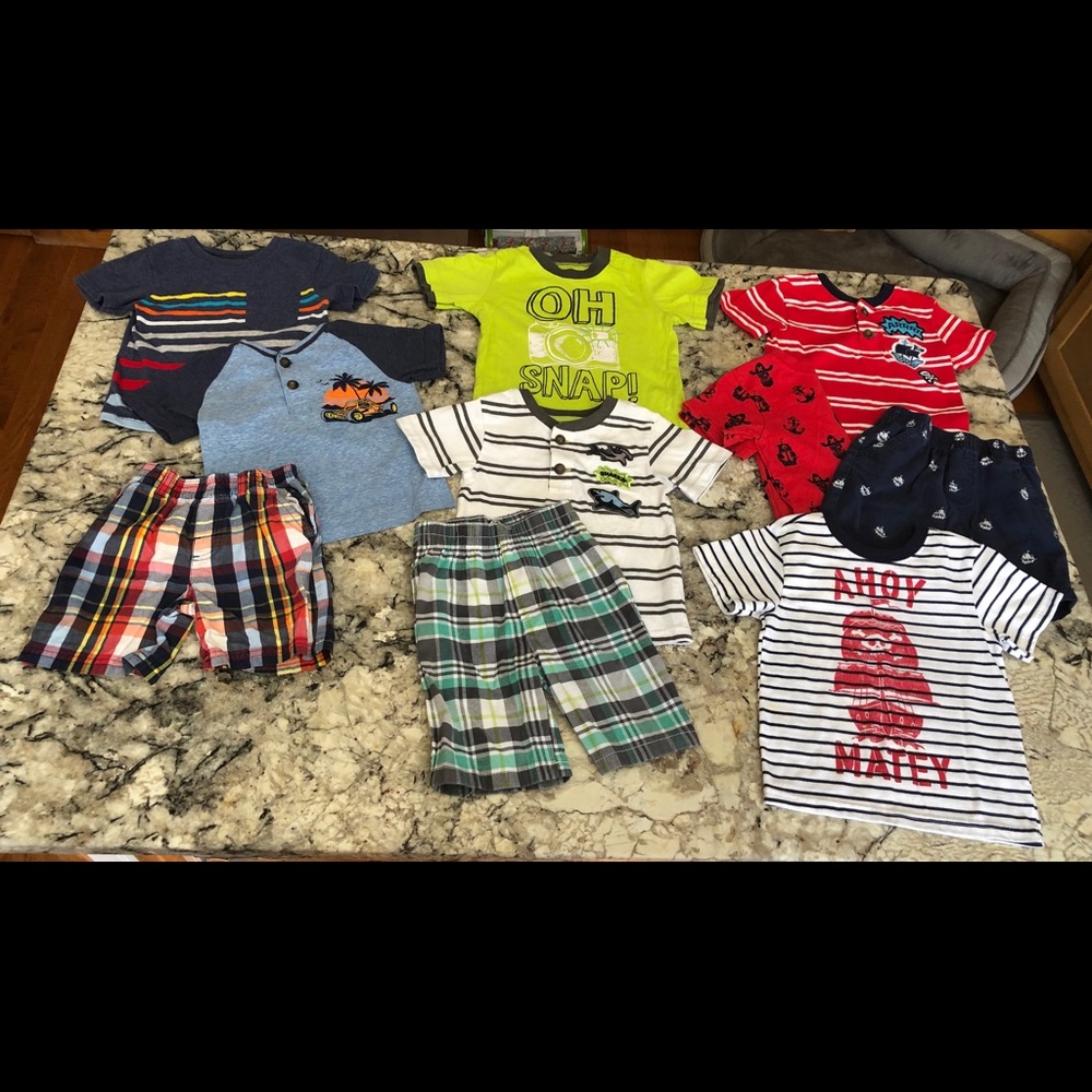 2T shorts and shirts lot